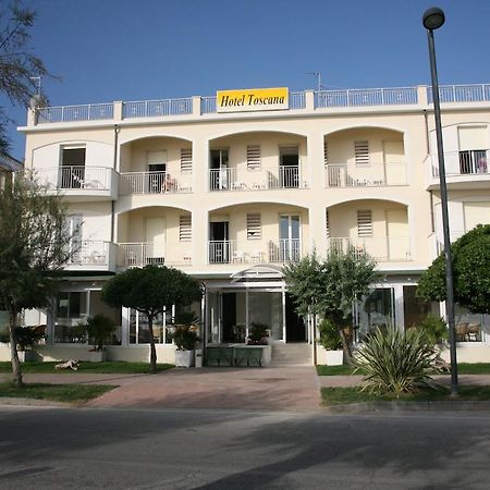 Hotel Toscana มาร็อตตา ภายนอก รูปภาพ