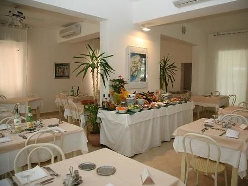 Hotel Toscana มาร็อตตา ภายนอก รูปภาพ
