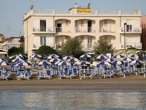 Hotel Toscana มาร็อตตา ภายนอก รูปภาพ